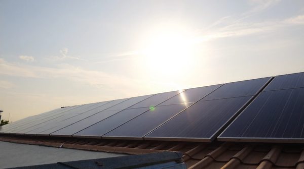 Panneau solaire photovoltaïque : votre allié pour économiser !